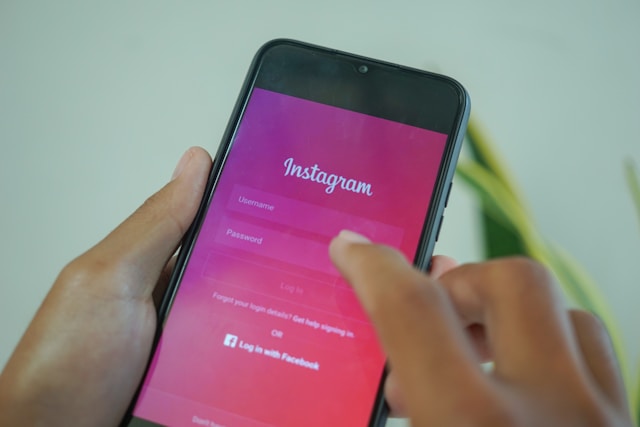 Should weak passwords be banned?